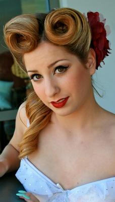 Pin up Lyn De Ville